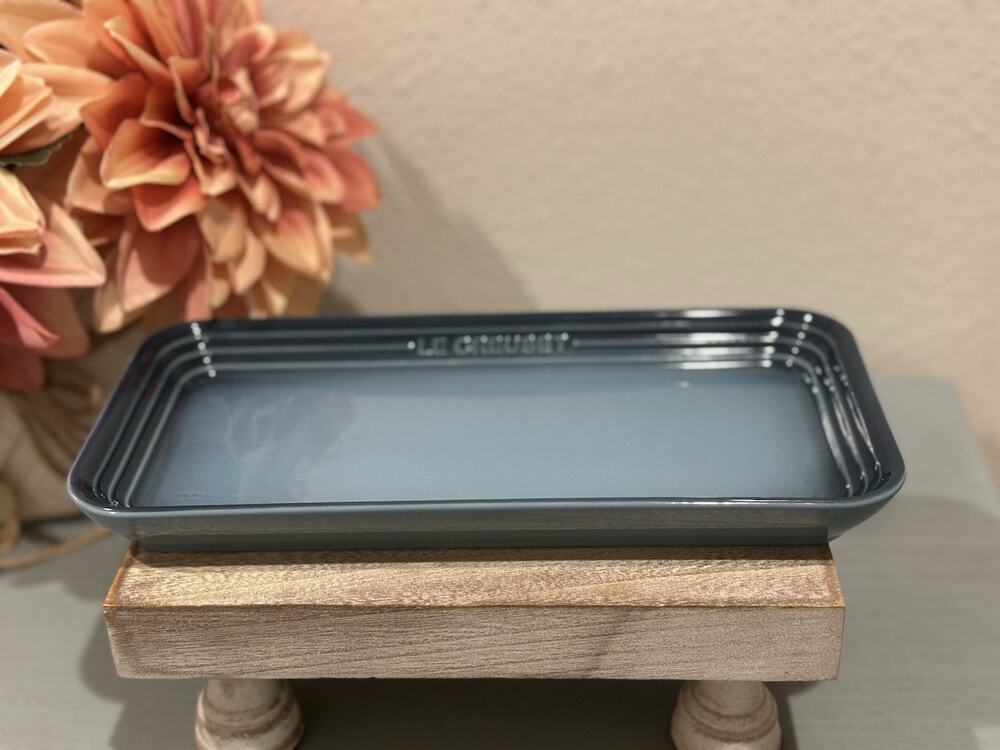 Le Creuset Stoneware Leger Rectangular Plate 25cm / 5" X 10" NWT ~ Marine Blue